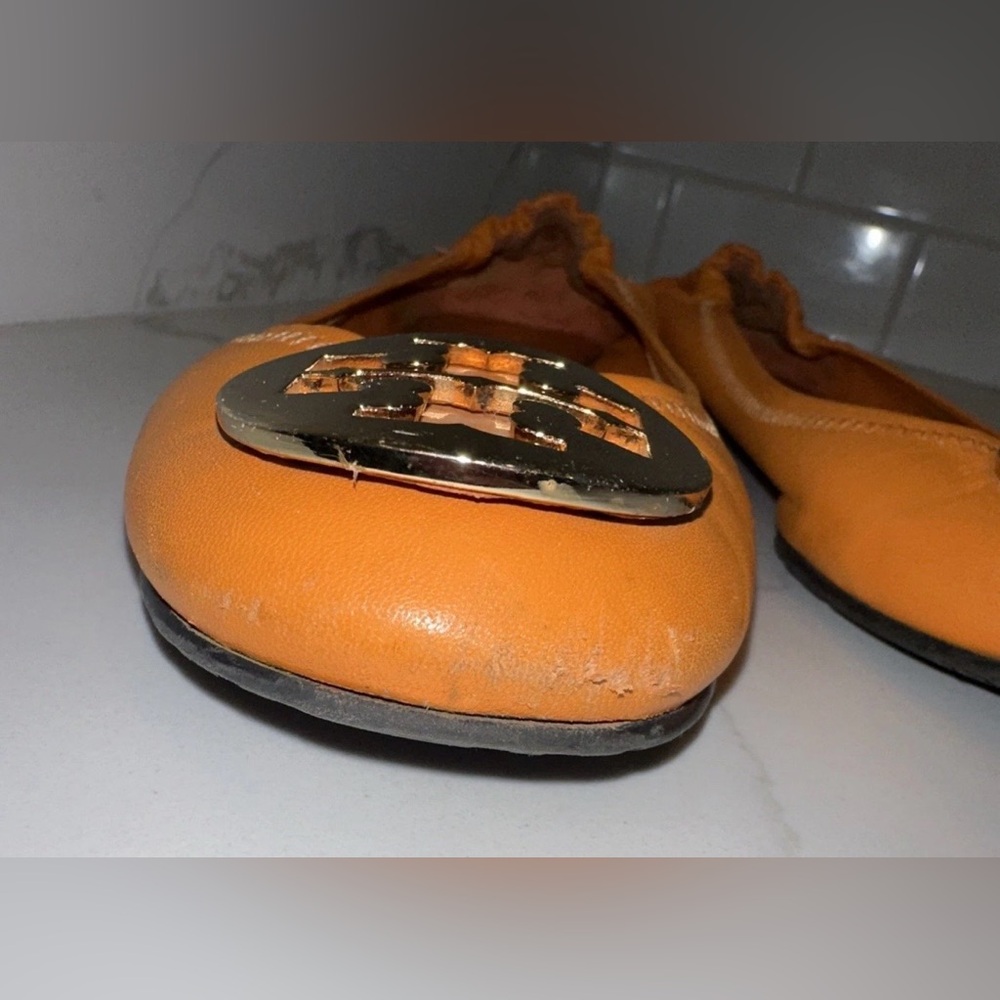 Tory Burch Womens Size 5  Reva Leather Ballet Flats Orange Gold T Logo Buckle - Picture 10 of 16